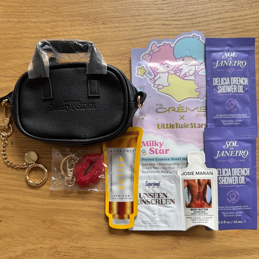 Sephora Beauty Insider Mini Bag and Lip Charm Bundle